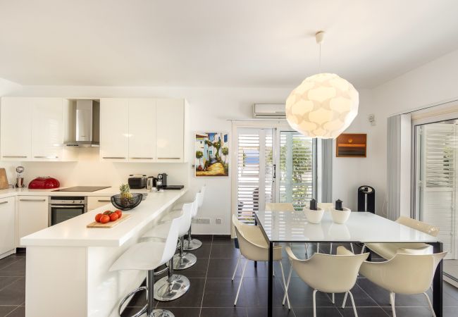 Villa in Protaras - Protaras Seaside Villa Narcissos 16 Villa in Protaras - Protaras Seaside Villa Narcissos 16