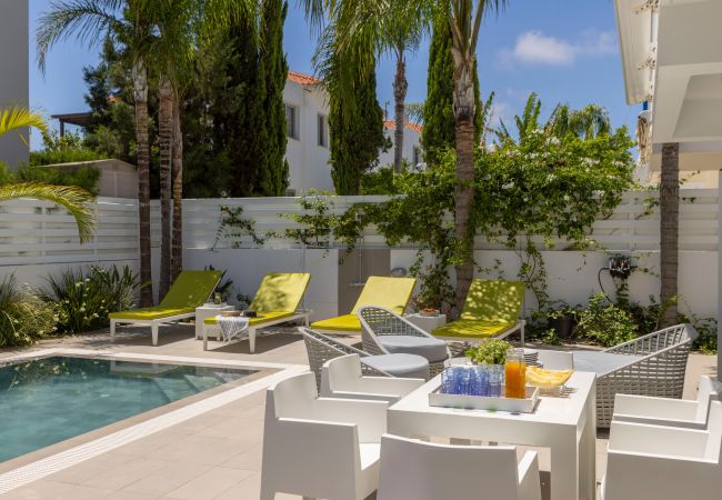 Villa in Protaras - Protaras Seaside Villa Narcissos 16 Villa in Protaras - Protaras Seaside Villa Narcissos 16