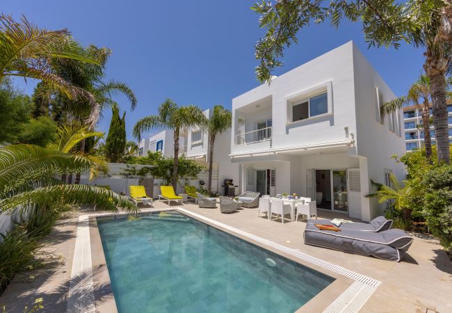 Villa in Protaras - Protaras Seaside Villa Narcissos 16 Villa in Protaras - Protaras Seaside Villa Narcissos 16