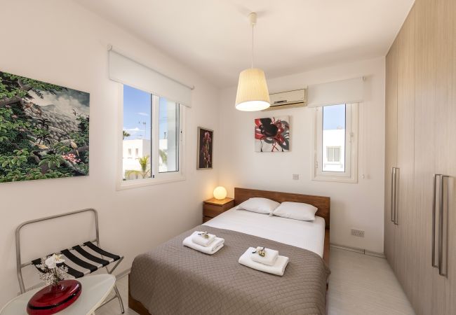 Villa in Protaras - Protaras Seaside Villa Narcissos 16 Villa in Protaras - Protaras Seaside Villa Narcissos 16