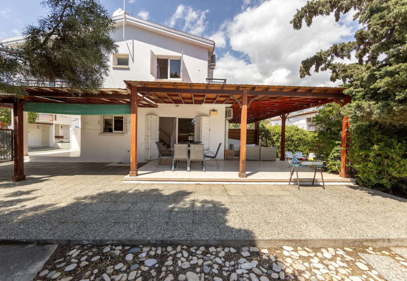 Villa in Pervolia - Larnaca Seaside villa Marina 44