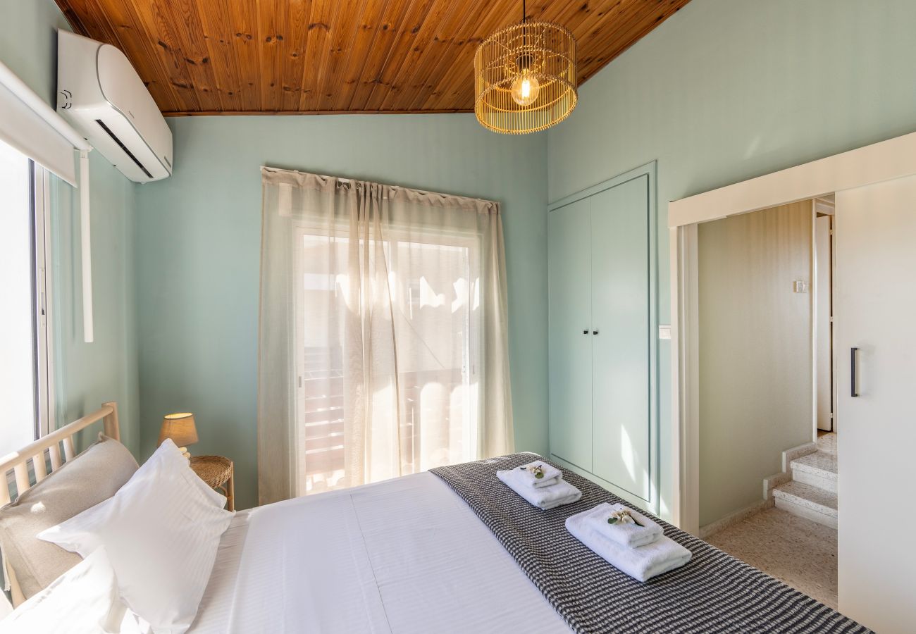 Villa in Pervolia - Larnaca Oneiro Seaside Villa