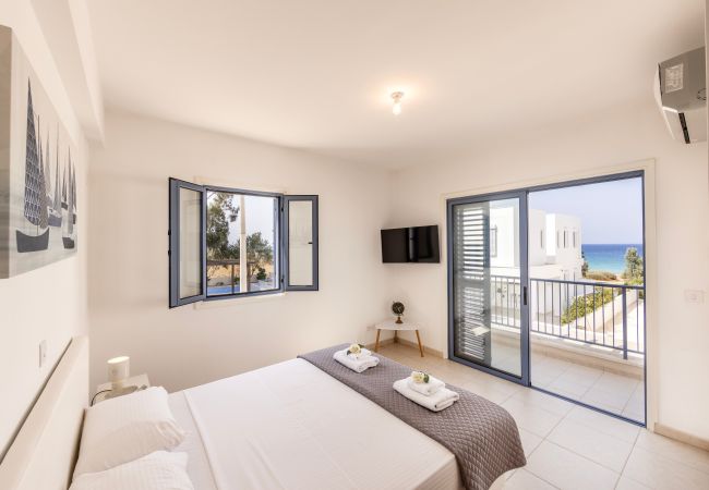 Villa in Protaras - Protaras Seaside Villa Protamare 32 Villa in Protaras - Protaras Seaside Villa Protamare 32