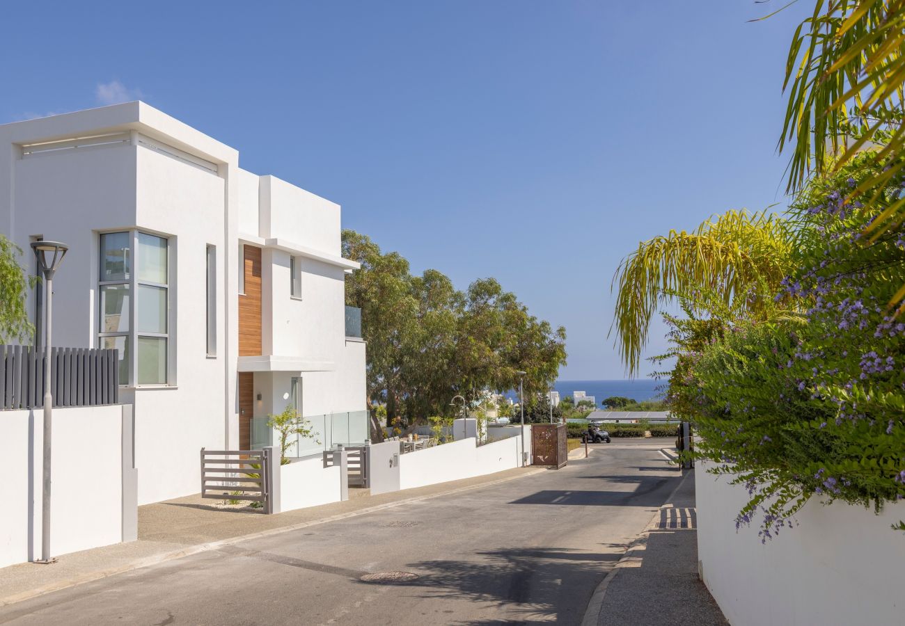 Villa in Protaras - Protaras Leomi Seaside Villa