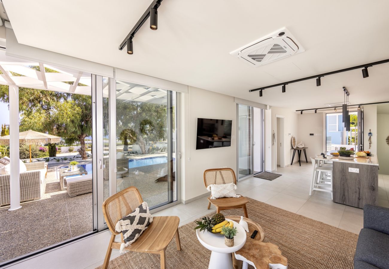 Villa in Protaras - Protaras Leomi Seaside Villa