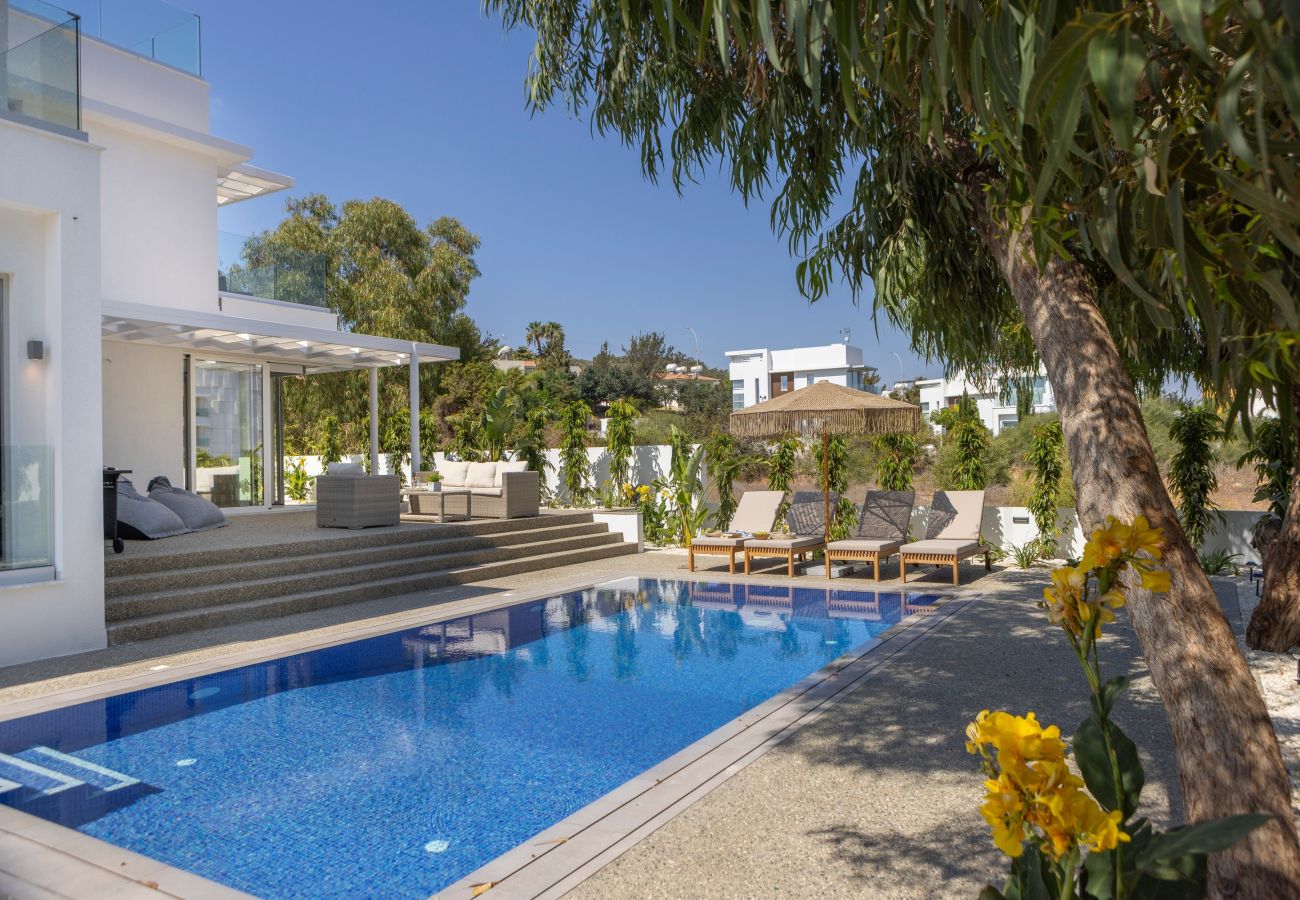 Villa in Protaras - Protaras Leomi Seaside Villa