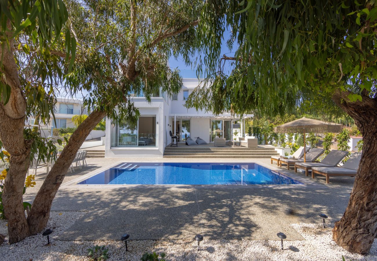 Villa in Protaras - Protaras Leomi Seaside Villa