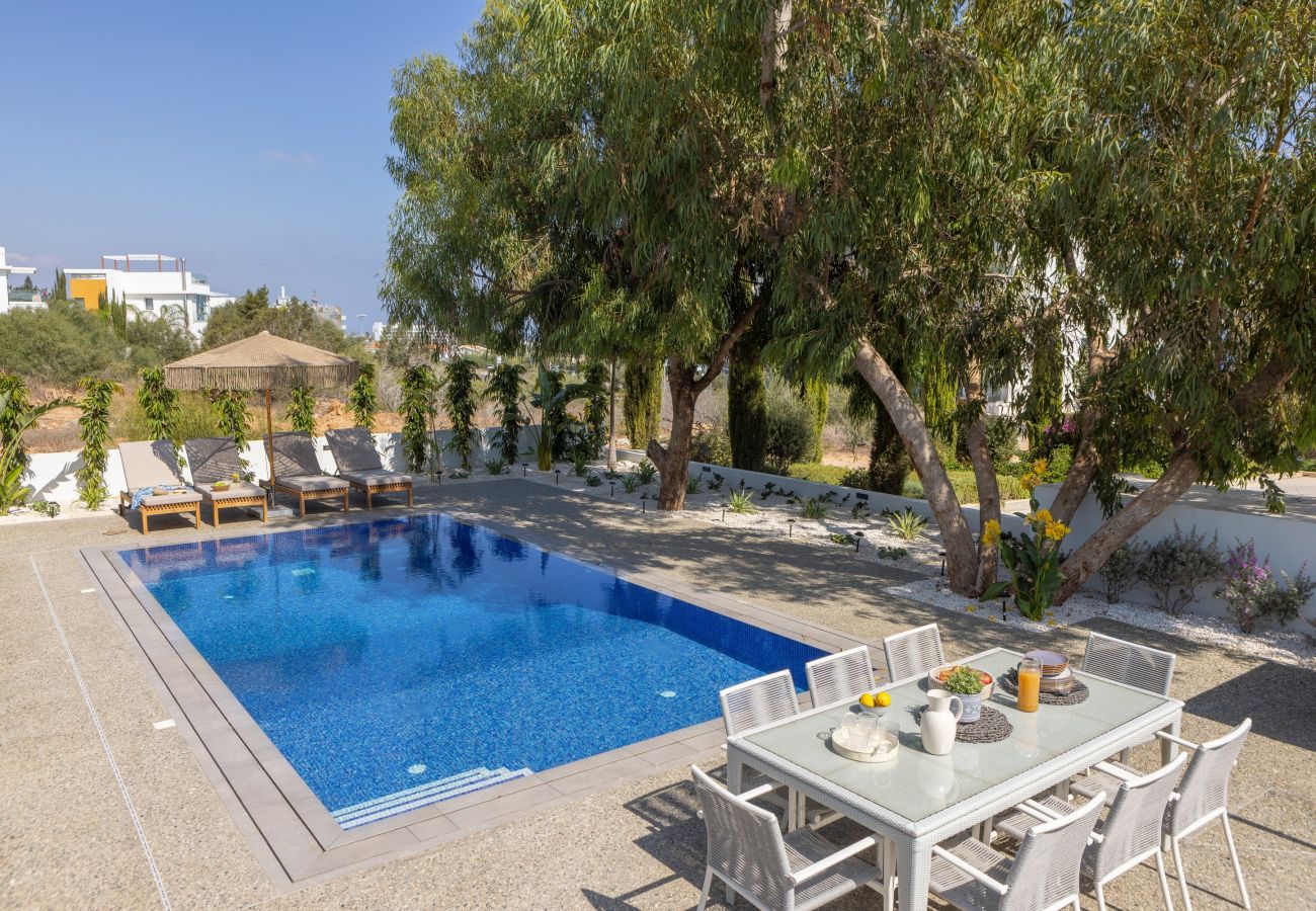 Villa in Protaras - Protaras Leomi Seaside Villa