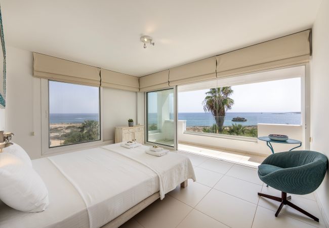 Villa in Protaras - Protaras Seafront Villa AleMar Villa in Protaras - Protaras Seafront Villa AleMar