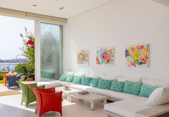 Villa in Protaras - Protaras Seafront Villa AleMar Villa in Protaras - Protaras Seafront Villa AleMar