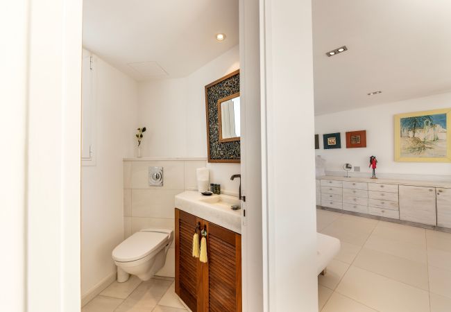 Villa in Protaras - Protaras Seafront Villa AleMar Villa in Protaras - Protaras Seafront Villa AleMar