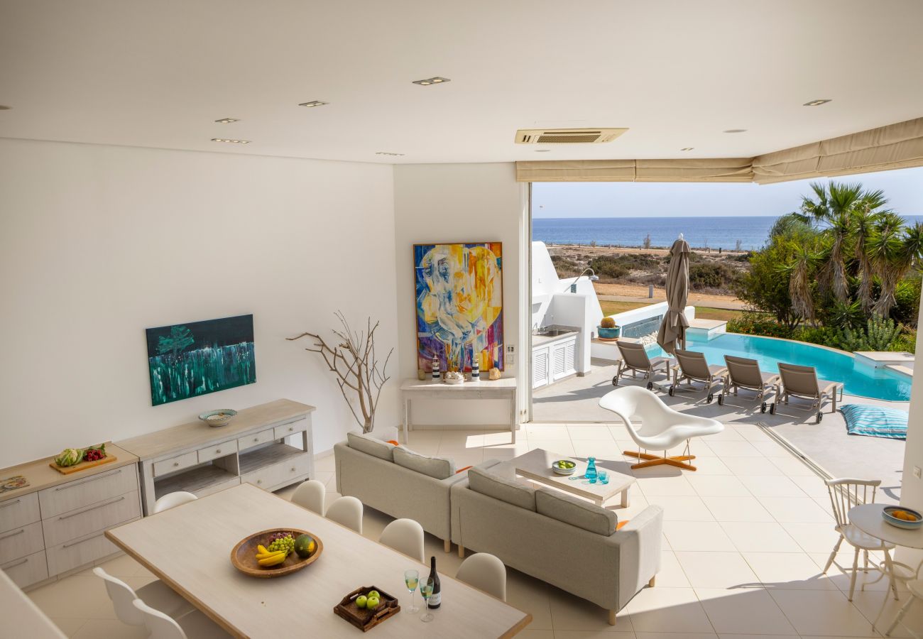 Villa in Protaras - Protaras Seafront Villa AleMar