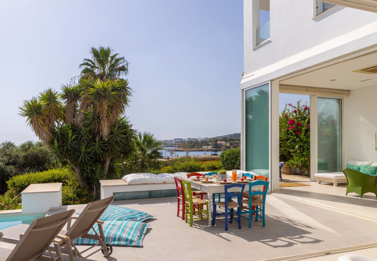 Villa in Protaras - Protaras Seafront Villa AleMar