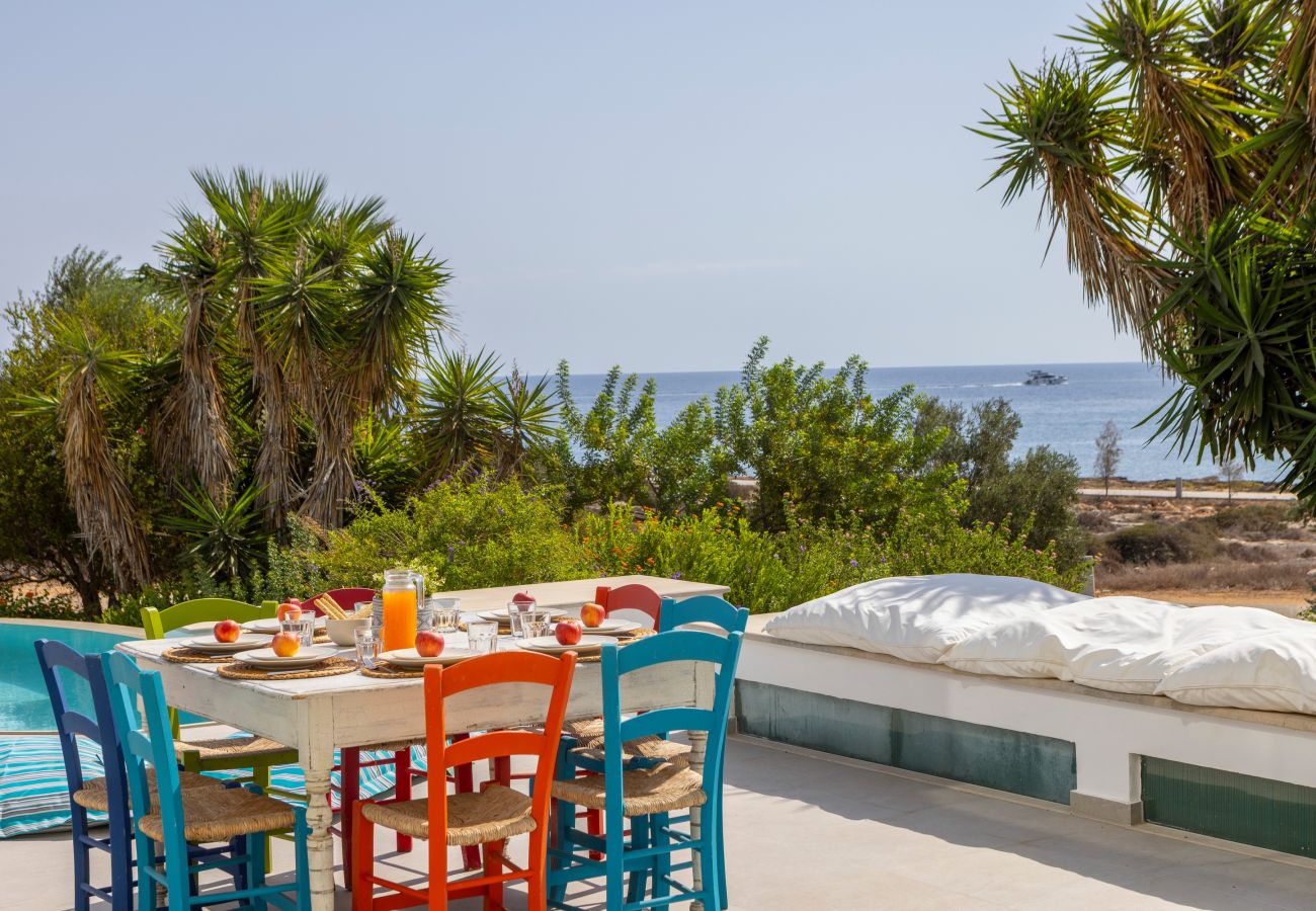 Villa in Protaras - Protaras Seafront Villa AleMar