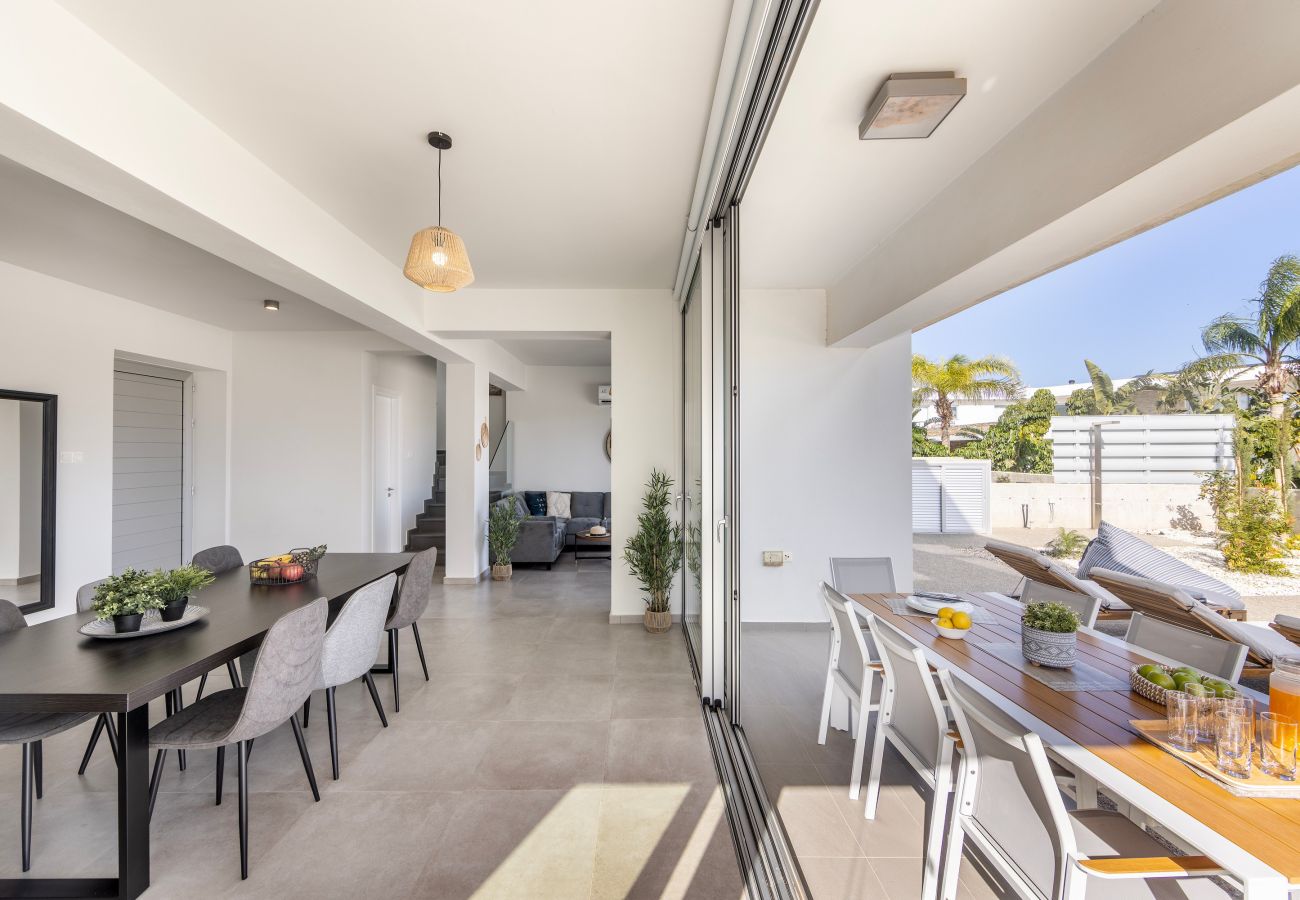 Villa in Protaras - Protaras Seaside Villa Hestia A6