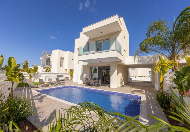 Villa in Protaras - Protaras Sol e Mar Villa 2