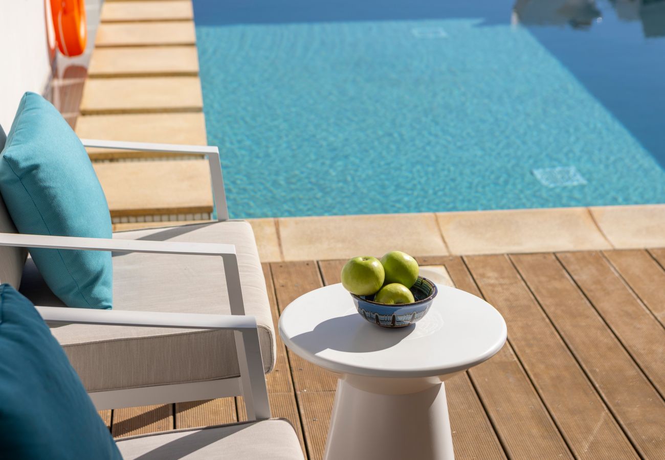 Villa in Protaras - Protaras Seafront Villa Galene Del Mar