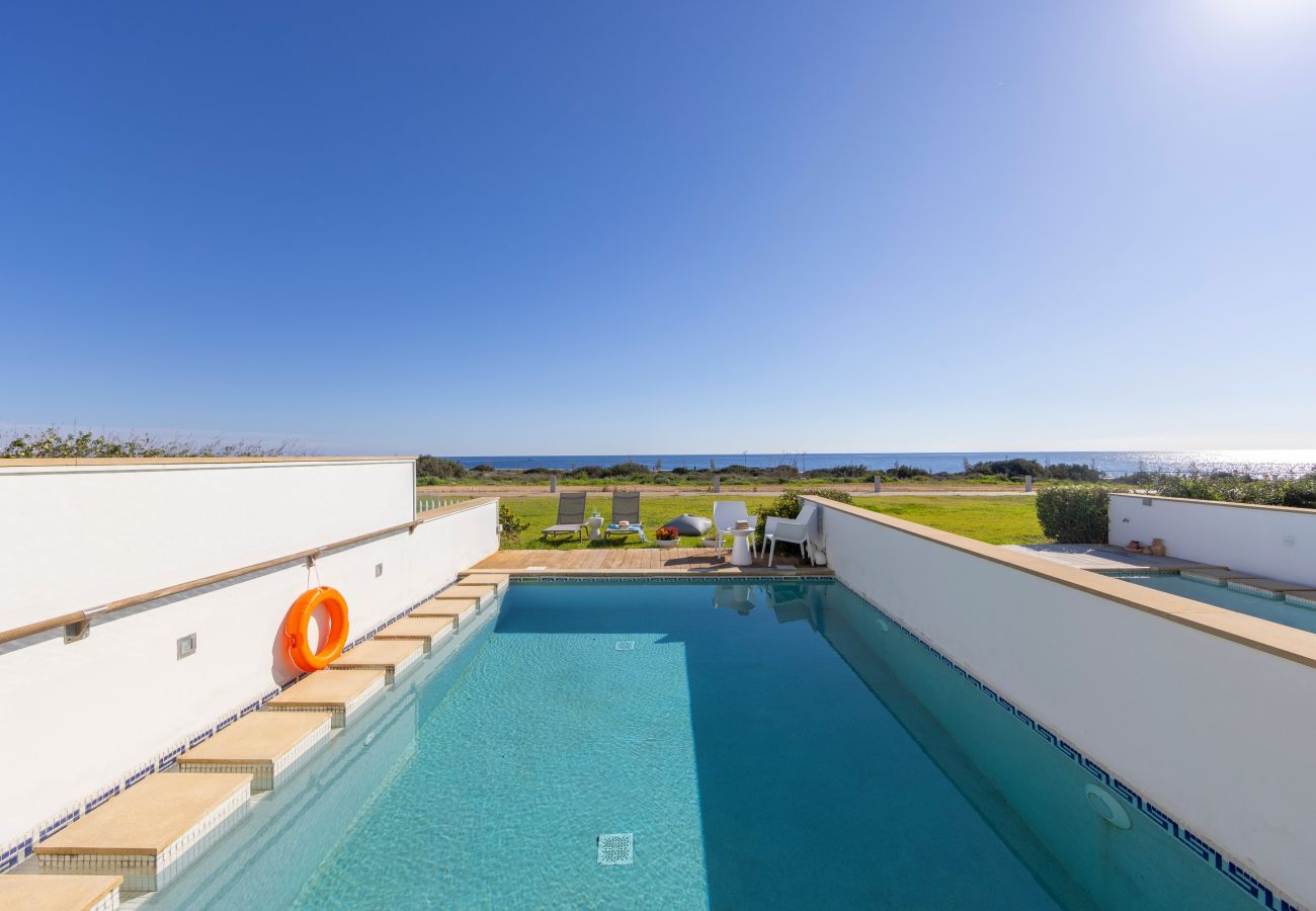 Villa in Protaras - Protaras Seafront Villa Galene Del Mar