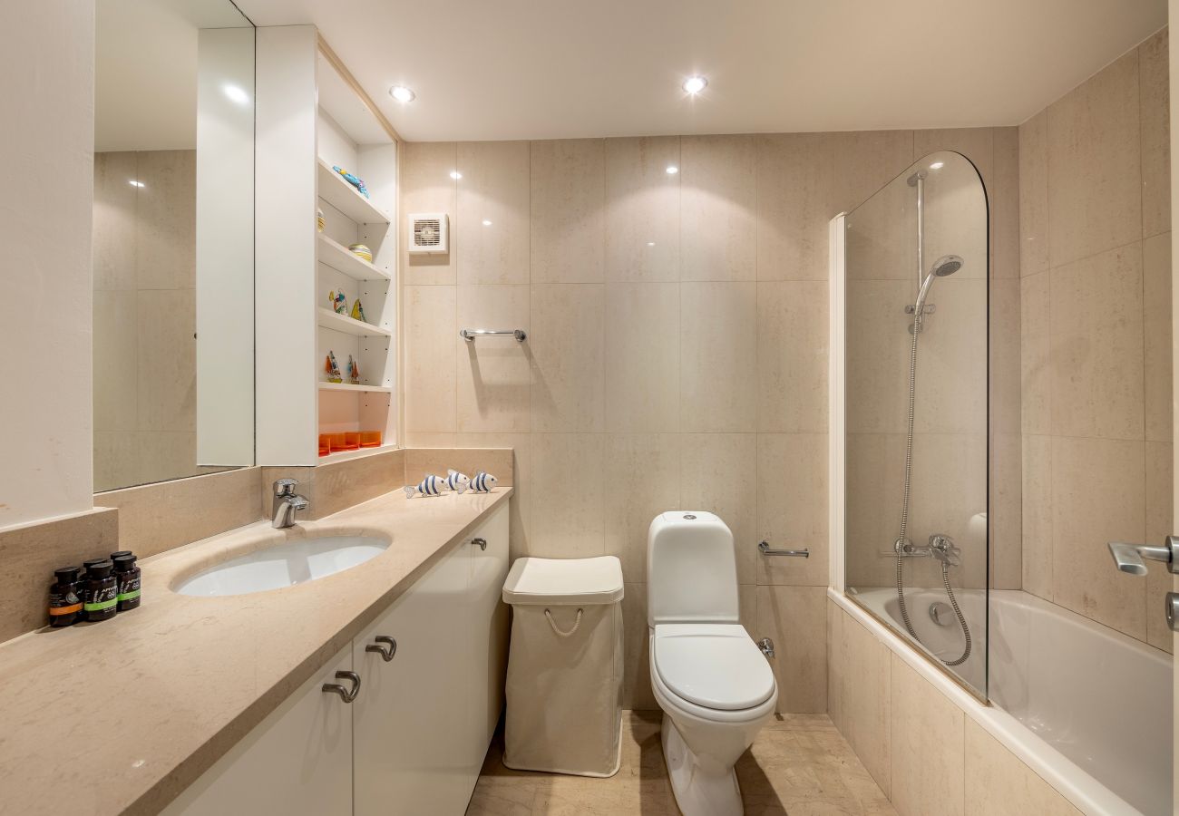 Villa in Protaras - Protaras Seafront Villa Galene Del Mar