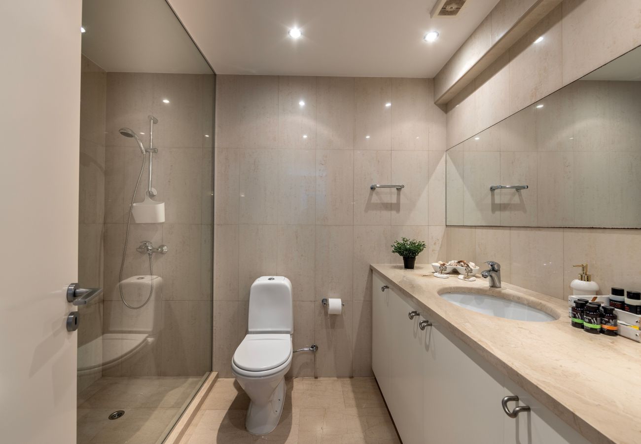 Villa in Protaras - Protaras Seafront Villa Galene Del Mar