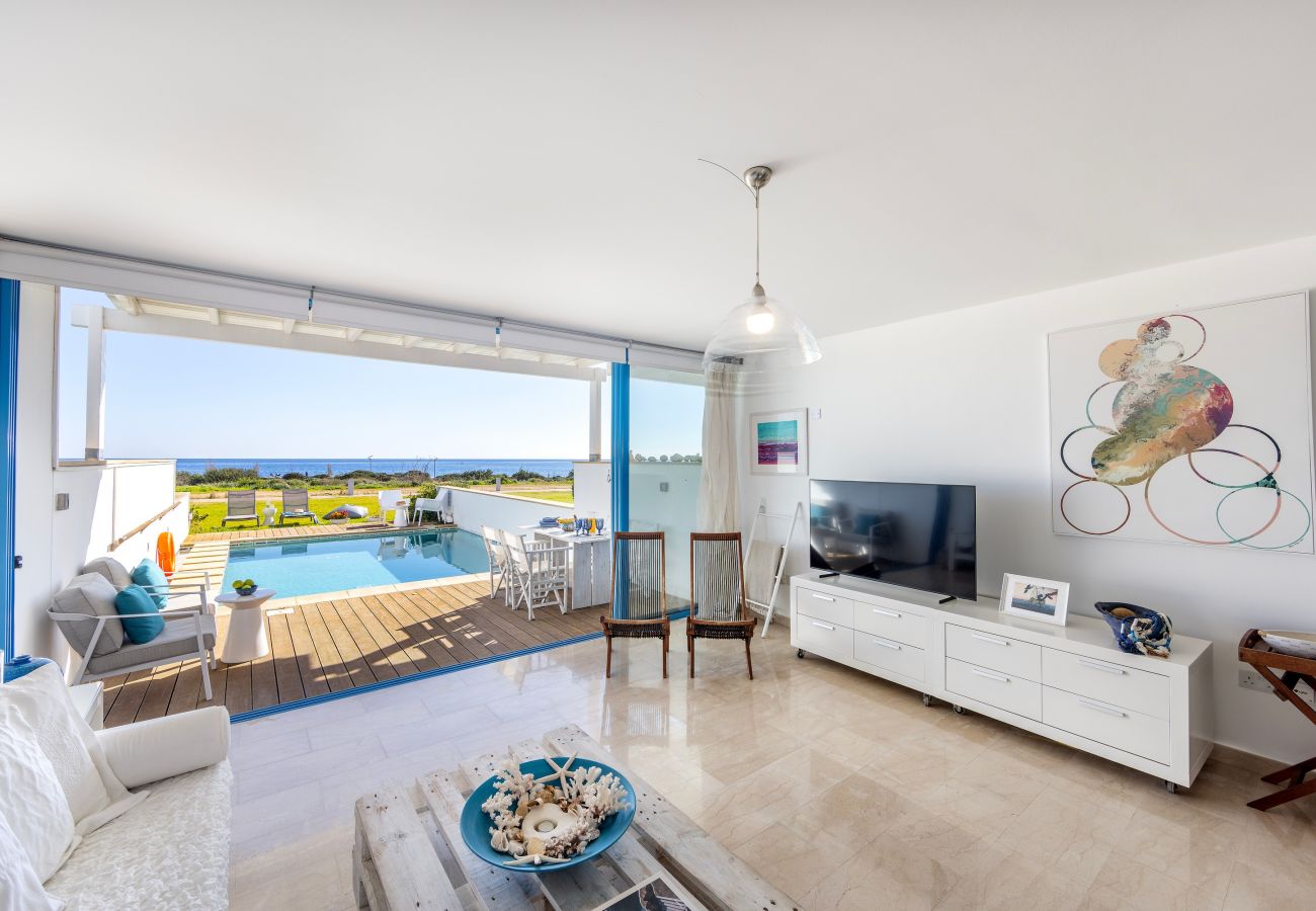 Villa in Protaras - Protaras Seafront Villa Galene Del Mar
