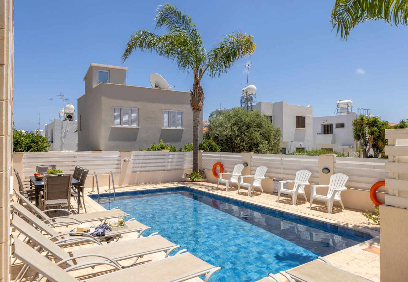 Villa in Protaras - Protaras Seaside Villa Andria